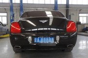 河北车牌靓号新宠：XX8888，车主喜提豪华车牌！”
