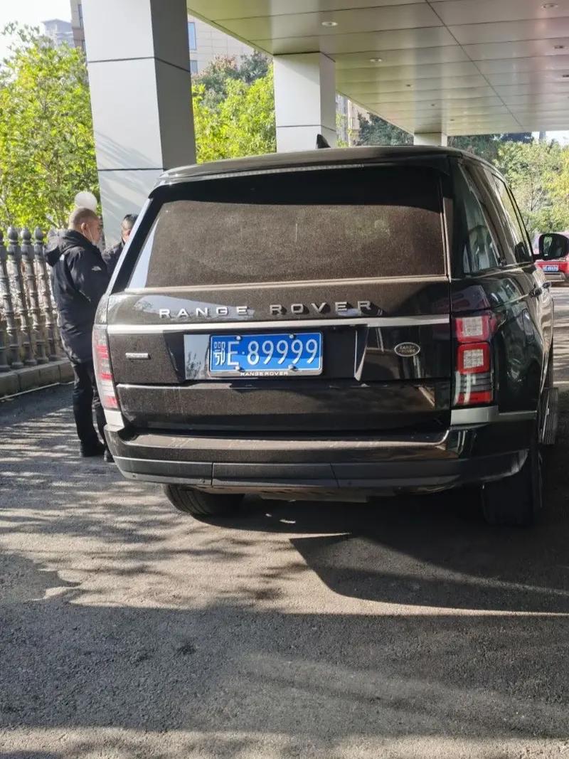 南充市车牌新潮流:靓号车牌引领车界风潮