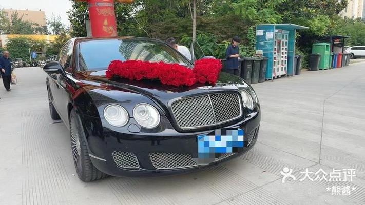 广西靓号车牌婚车闪耀街头,见证甜蜜爱情时刻