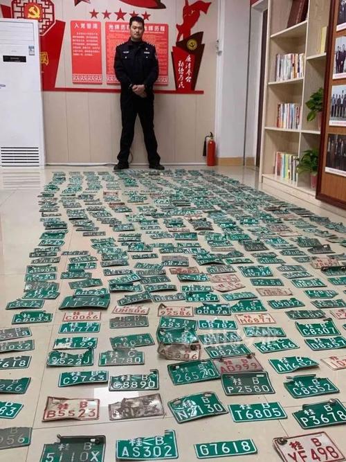 神秘车牌00002,背后竟隐藏着惊人秘密!