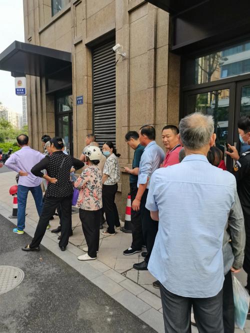 萧山半车牌拍卖引爆热潮,竞拍者络绎不绝