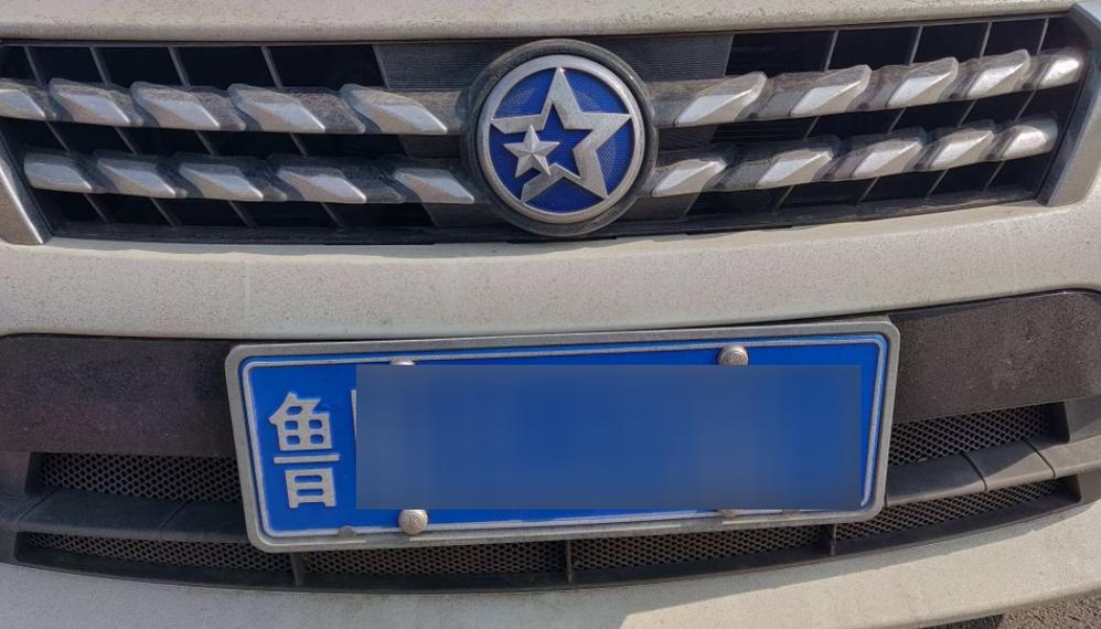 临沂街头,鲁Q靓号车牌闪耀眼球