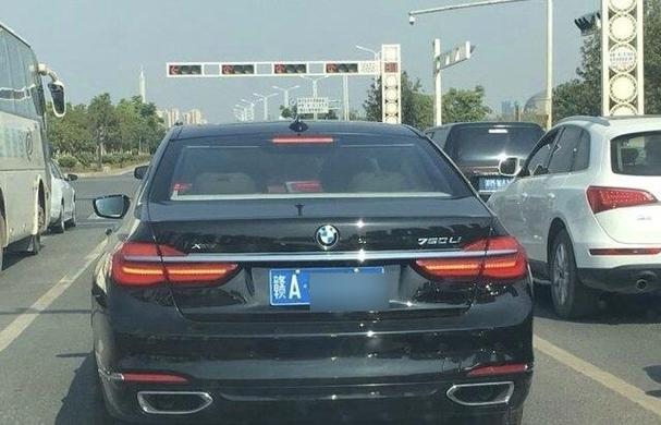 赣A车牌：江西南昌的明星车牌之谜