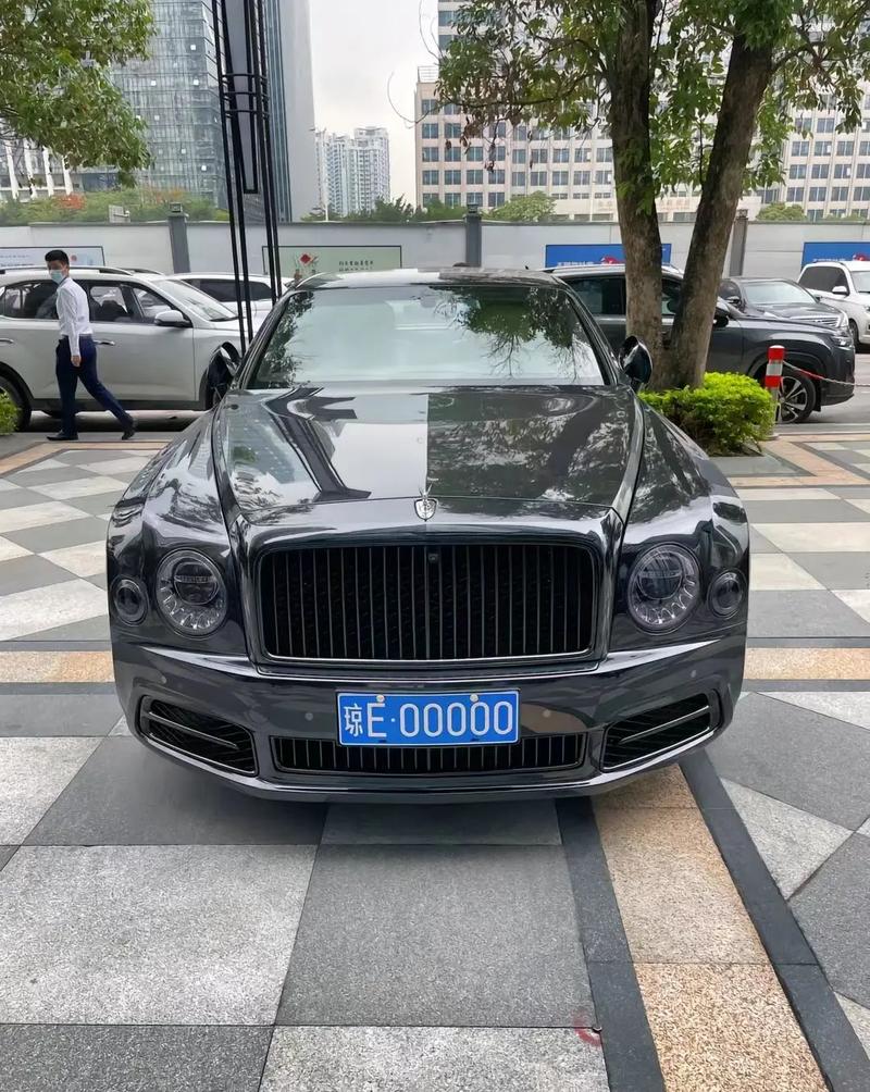 深圳靓号车牌:一牌在手,尊贵身份尽显!