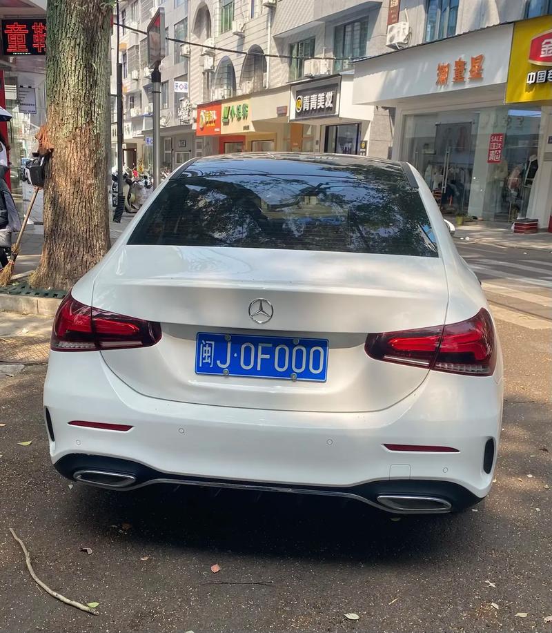 厦门车牌靓号惊现,车界热议焦点!”