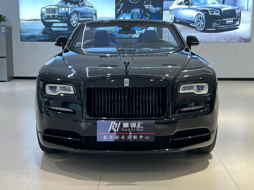 劳斯莱斯曜影车牌惊现,奢华车牌诠释尊贵人生