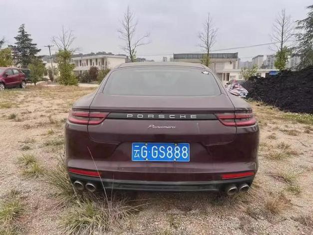 哈尔滨车牌靓号诈骗案惊爆:百万豪车车牌竟成诱饵!”