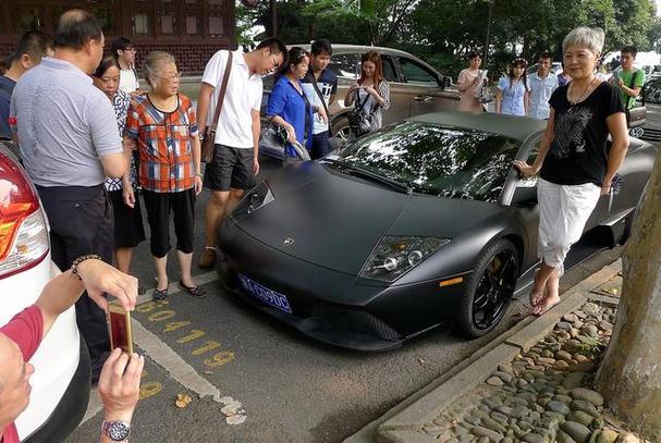 徐州车牌333号:车牌中的明星,闪耀在繁华都市