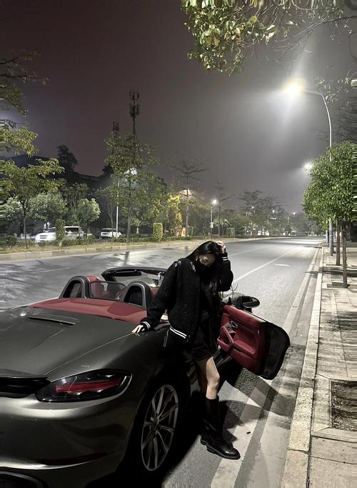 718靓号车牌:车牌中的明星,带你领略速度与激情的魅力