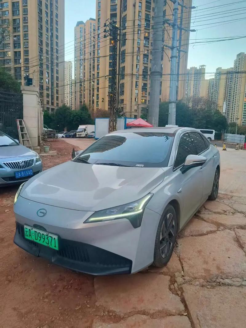 广州车牌靓号ok”竟拍出天价,抢手程度令人咋舌!