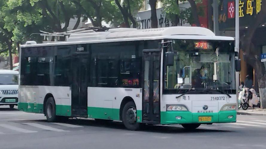 武汉电车车牌靓号:见证城市变迁的流动记忆