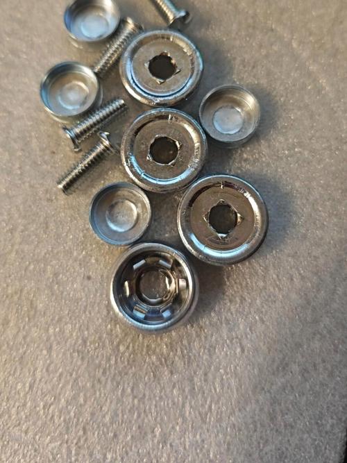 摩托车牌照框安装违法?车主需注意,违者面临处罚!