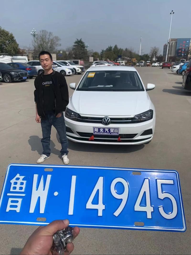 济南街头惊现靓号车牌,车牌号码让人惊叹不已!