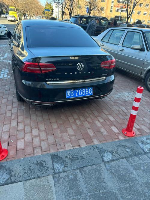 黑B车牌照:究竟归属哪个繁华都市?
