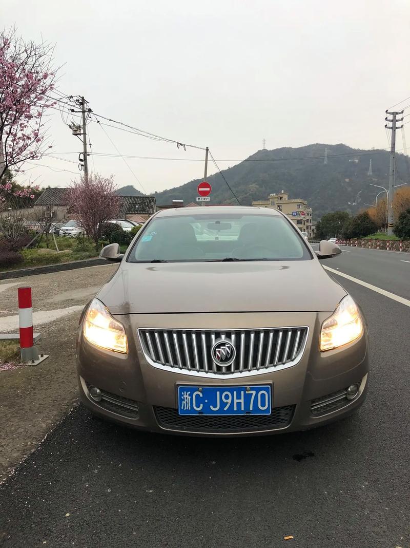 君威车牌靓号:价格背后的故事
