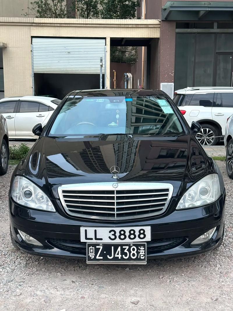 车牌豹子号价格巅峰:百万起跳,热门号码竟达千万!